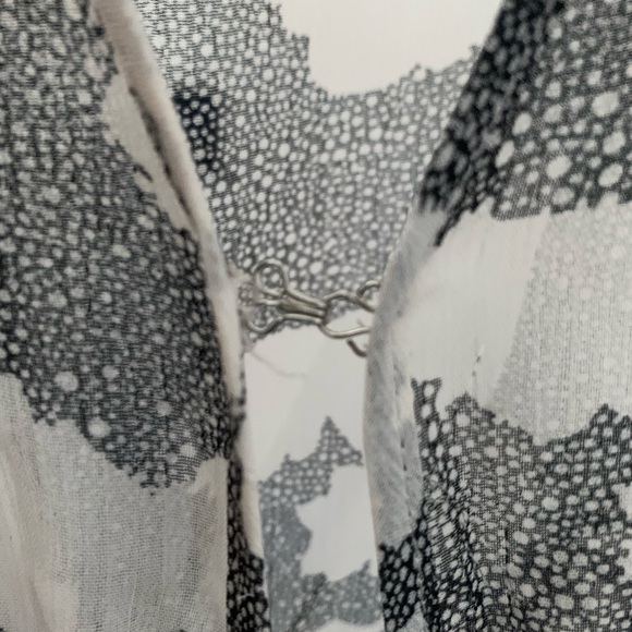 Daniel Rainn Sheer Blouse - Picture 5 of 9